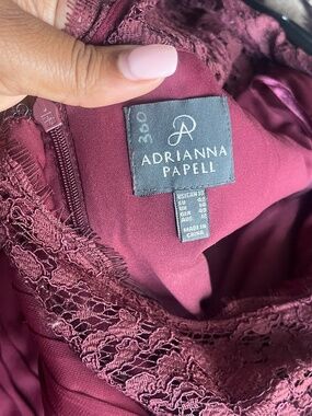 ADRIANNA PAPELL  Burgundy dress